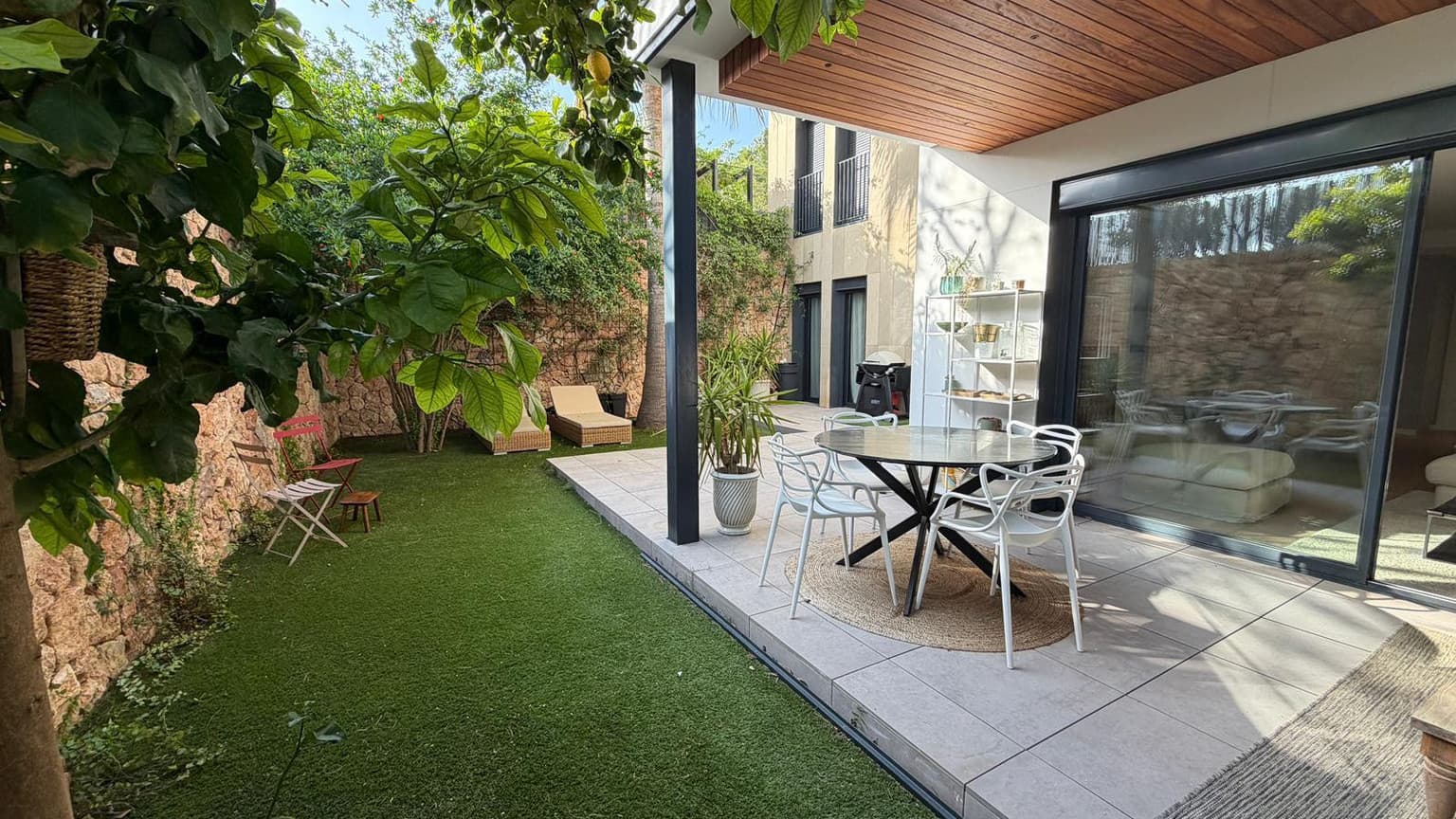 Newly Built 4-Bedroom Villa with Private Garden in Son Quint - Gallery image 28