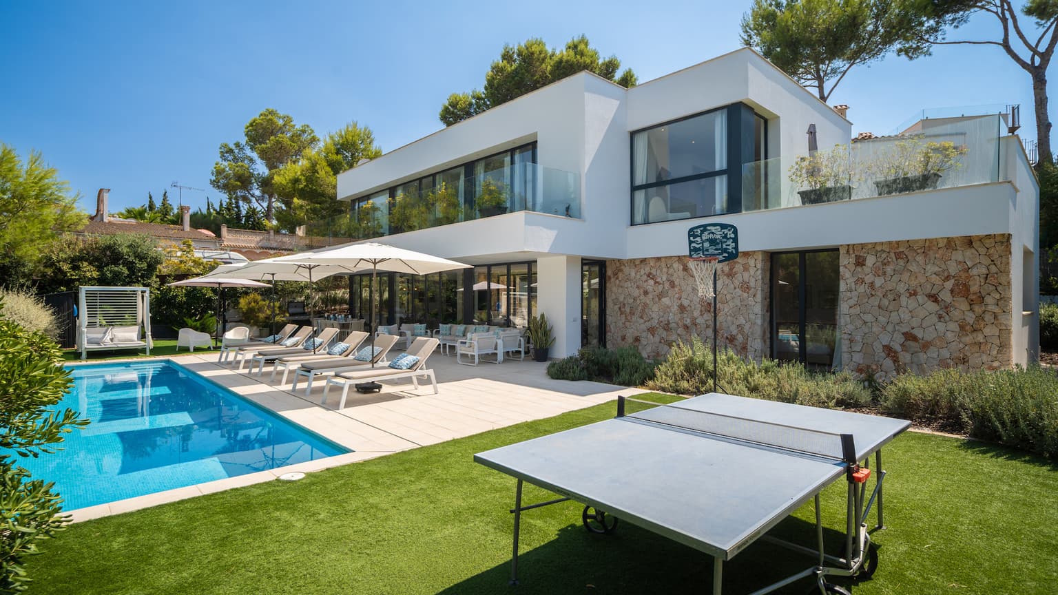 Exclusive Luxury Villa in Santa Ponsa - Gallery image 2