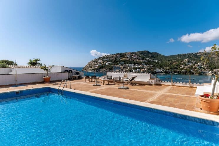 Three-bedroom apartment in Port d'Andratx featuring expansive port views - Gallery image 6