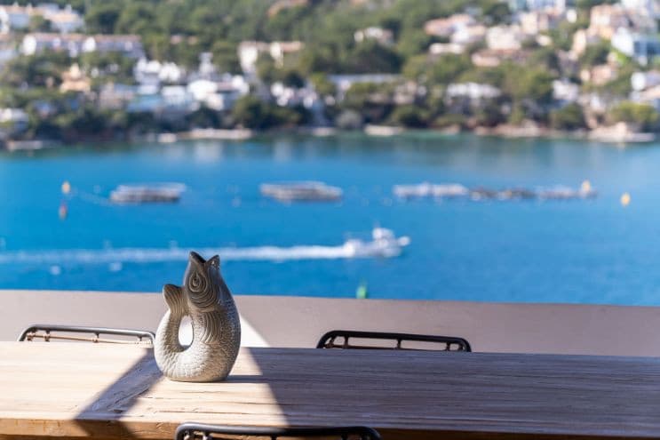 Three-bedroom apartment in Port d'Andratx featuring expansive port views - Gallery image 7
