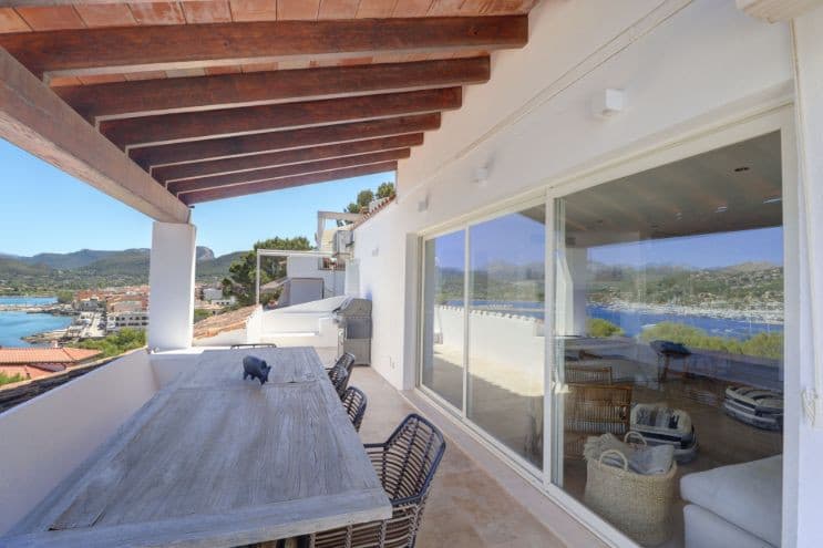 Three-bedroom apartment in Port d'Andratx featuring expansive port views - Gallery image 11
