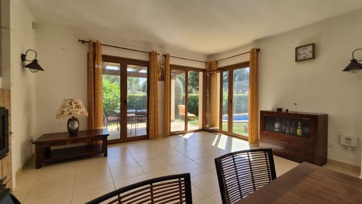 Luxurious 3-Bed Home in Nova Santa Ponsa with Golf Views and Pool - Gallery image 11