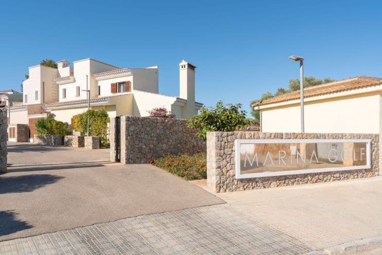 Luxurious 3-Bed Home in Nova Santa Ponsa with Golf Views and Pool - Gallery image 27