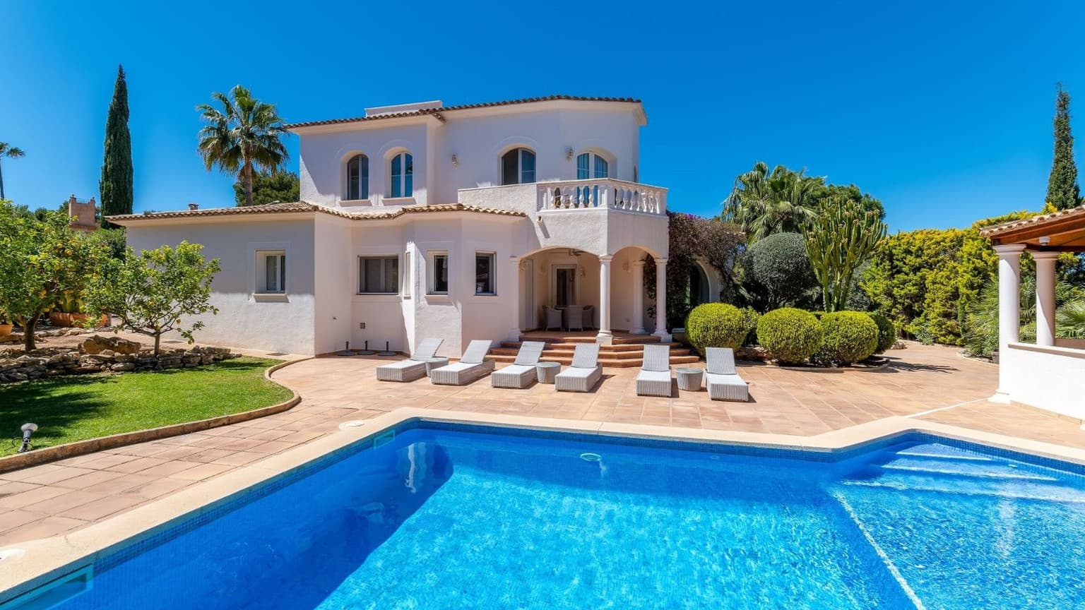 detached villa nova Santa Ponsa - Gallery image 1