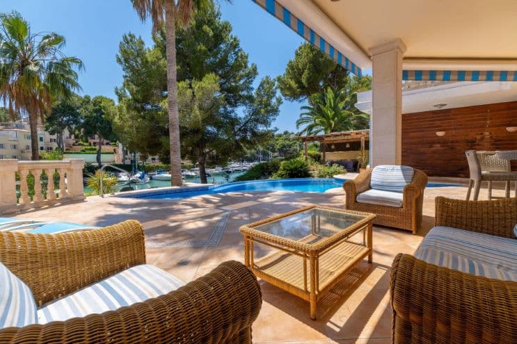 Rare Frontline Six Bedroom Marina Villa In Santa Ponsa - Gallery image 3