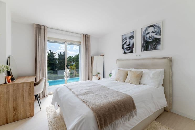 Recently reformed Villa for sale in Camp de Mar - Gallery image 5