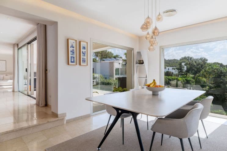 Recently reformed Villa for sale in Camp de Mar - Gallery image 4