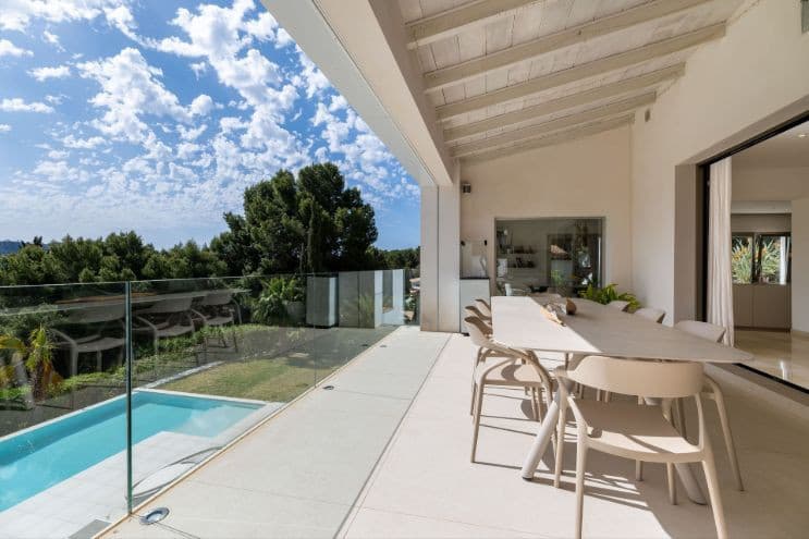Recently reformed Villa for sale in Camp de Mar - Gallery image 8