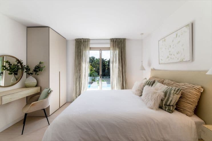 Recently reformed Villa for sale in Camp de Mar - Gallery image 11