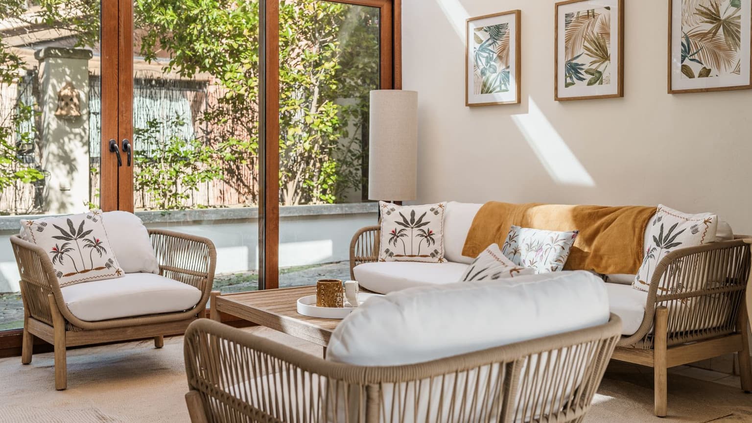 Spacious 4-Bed Villa in Santa Ponsa with Pool - Gallery image 12